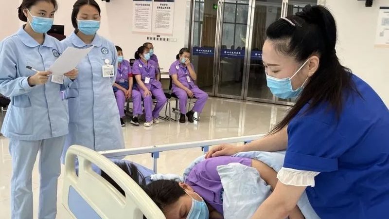 养老护理员实操培训不只是练手法